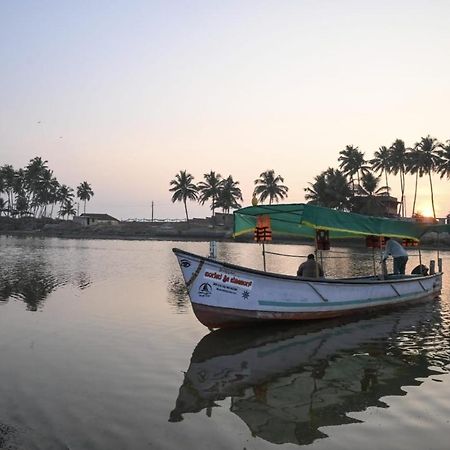 Reunion Ocean Tides Otel Udupi Dış mekan fotoğraf